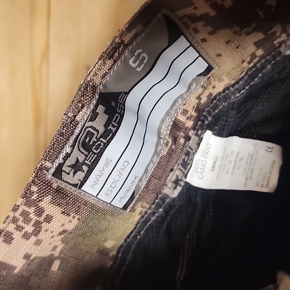 Planet Eclipse Paintball Men's Jersey and Pants Size small/Large Camo NWOT - Picture 10 of 12